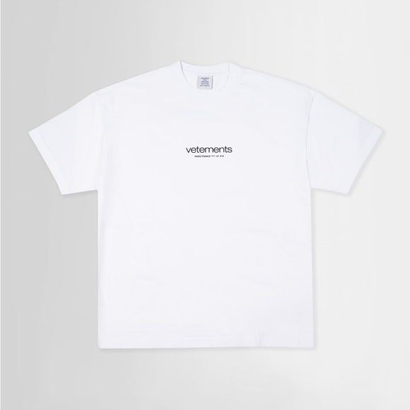 Vetements Unisex Urban Logo Tshirt